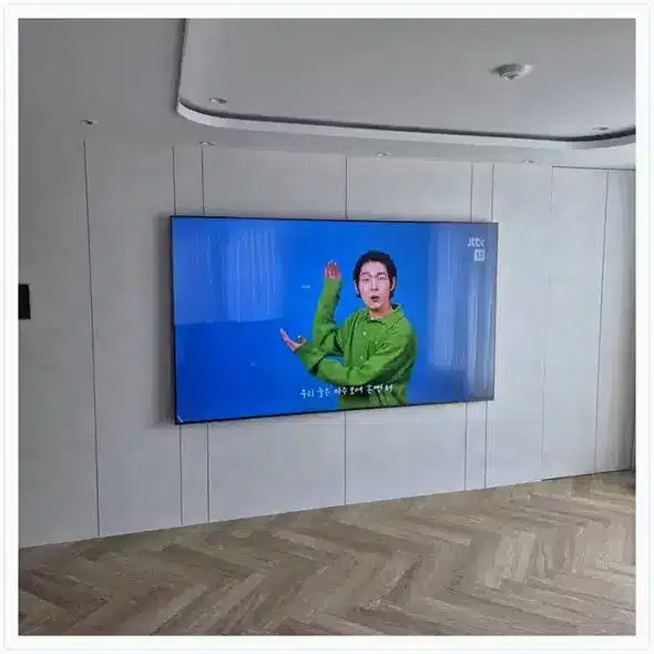 벽걸이TV 설치 상담용 거실 참고 사진 13