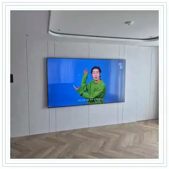 벽걸이TV 설치 상담용 거실 참고 사진 25
