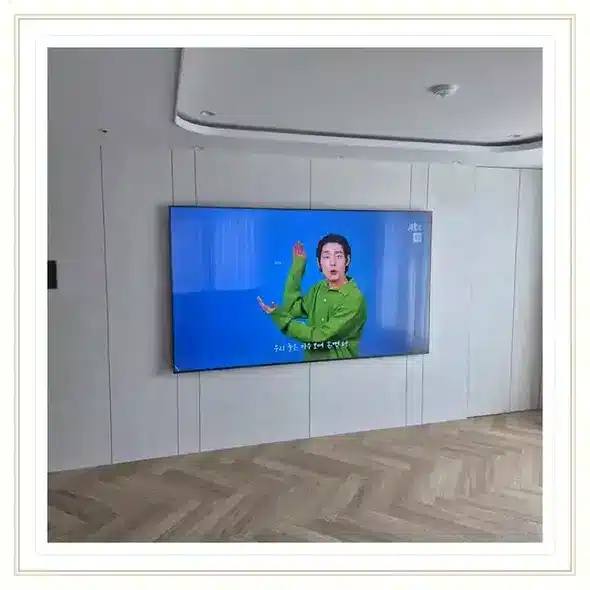 벽걸이TV 설치 상담용 거실 참고 사진 80