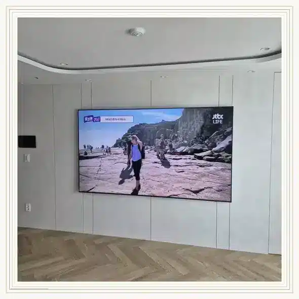 벽걸이TV 설치 상담용 거실 참고 사진 83