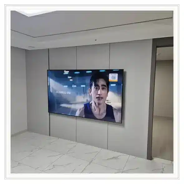 벽걸이TV 설치 상담용 거실 참고 사진 108