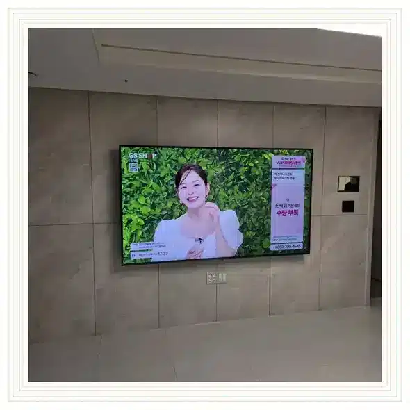 벽걸이TV 설치 상담용 거실 참고 사진 136