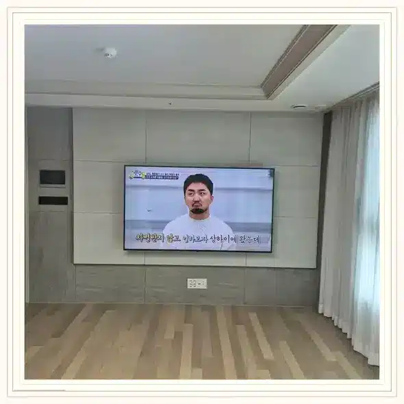 벽걸이TV 설치 상담용 거실 참고 사진 226