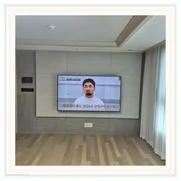 벽걸이TV 설치 상담용 거실 참고 사진 266